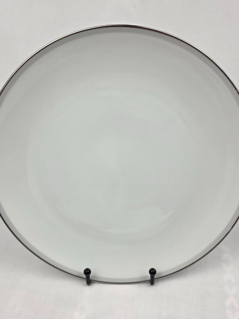 ONE (1) Noritake Graytone 6257 Dinner Plate 10 5/8 Gray Band White Center